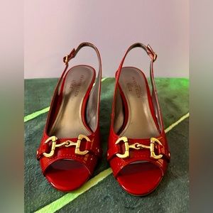 Gorgeous red patent leather Anne Klein sling back kitten heel pumps, 7 M